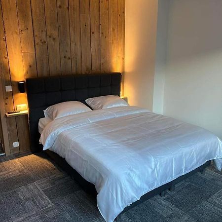 Nieuwe Kamer In Centrum Brugge Met Badkamer ! Экстерьер фото