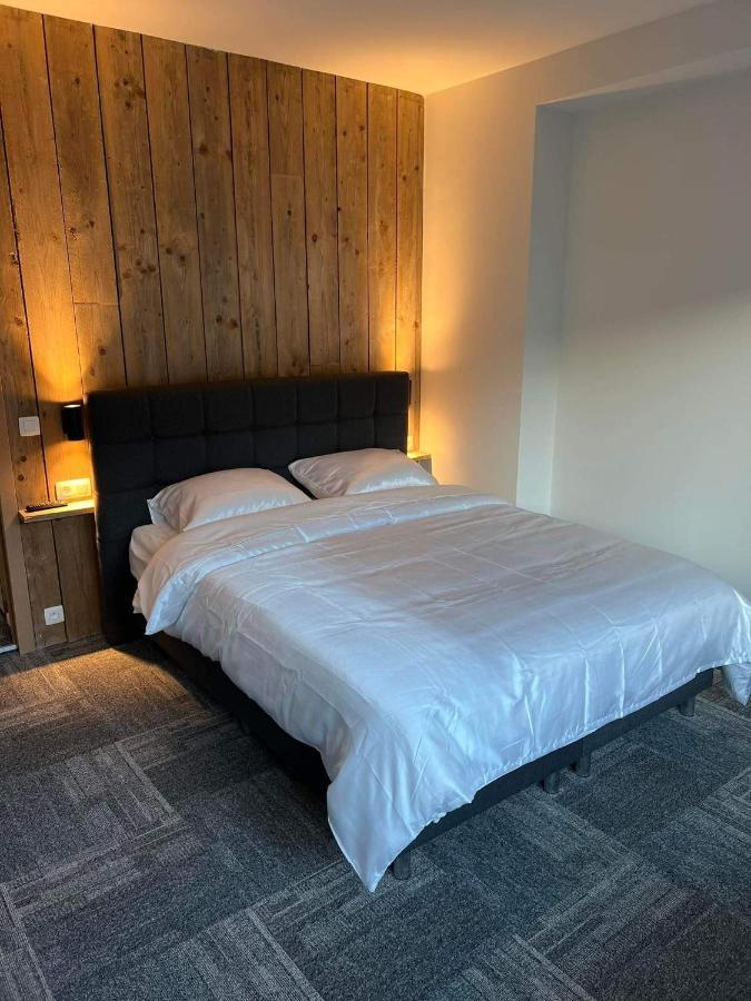 Nieuwe Kamer In Centrum Brugge Met Badkamer ! Экстерьер фото
